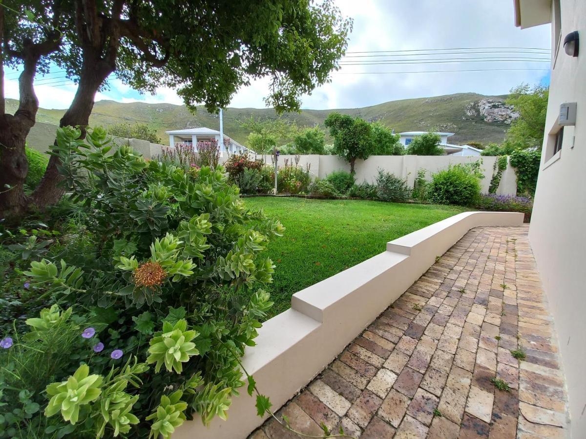 Steenbok House Hermanus Buitenkant foto