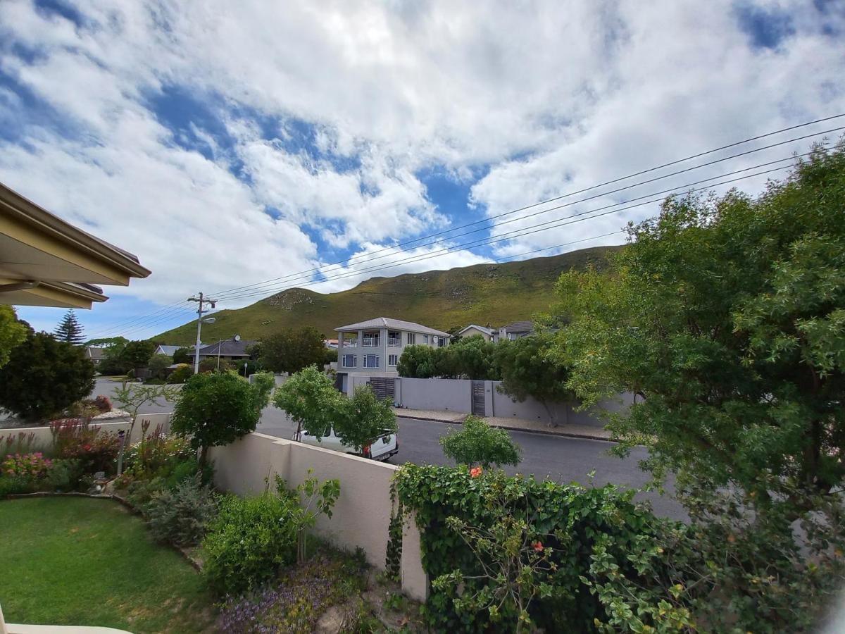 Steenbok House Hermanus Buitenkant foto